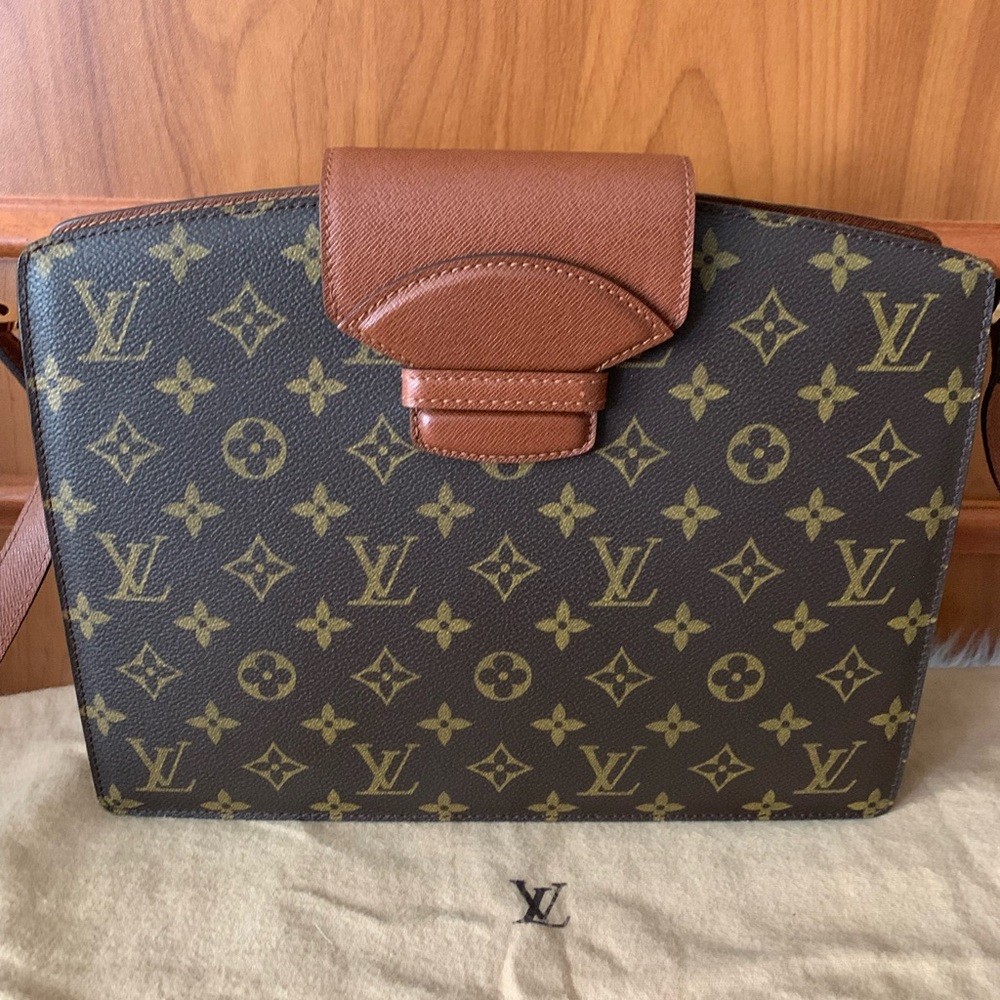 Louis Vuitton Monogram Courcelle 🦄 Unicorn item